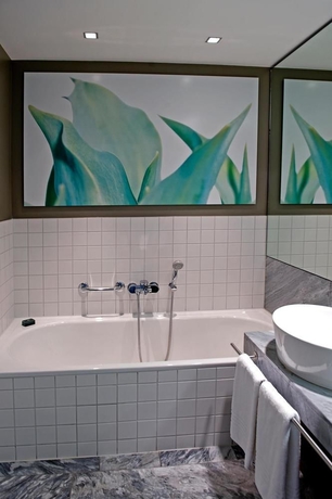 Imagen de la habitación del Hotel Sofitel Hamburg Alter Wall. Foto 13