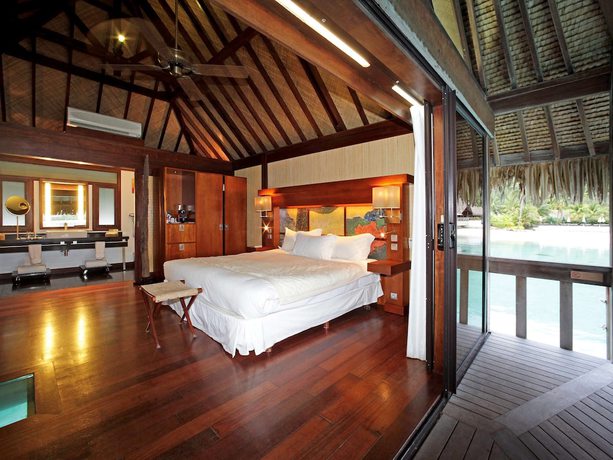 Imagen de la habitación del Hotel Sofitel Kia Ora Moorea Beach Resort. Foto 18