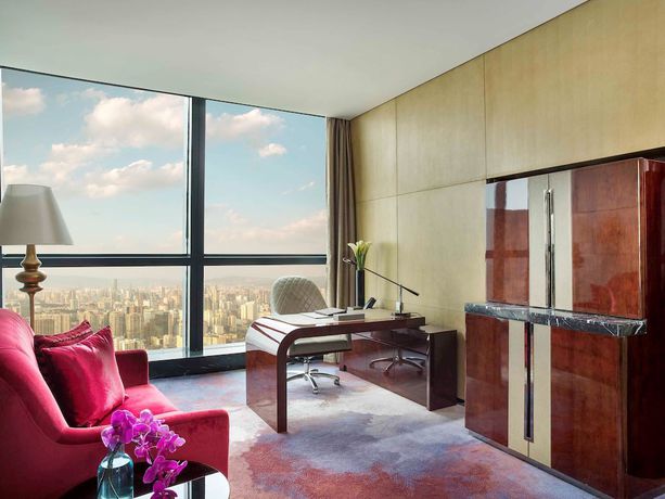 Imagen de la habitación del Hotel Sofitel Kunming. Foto 13