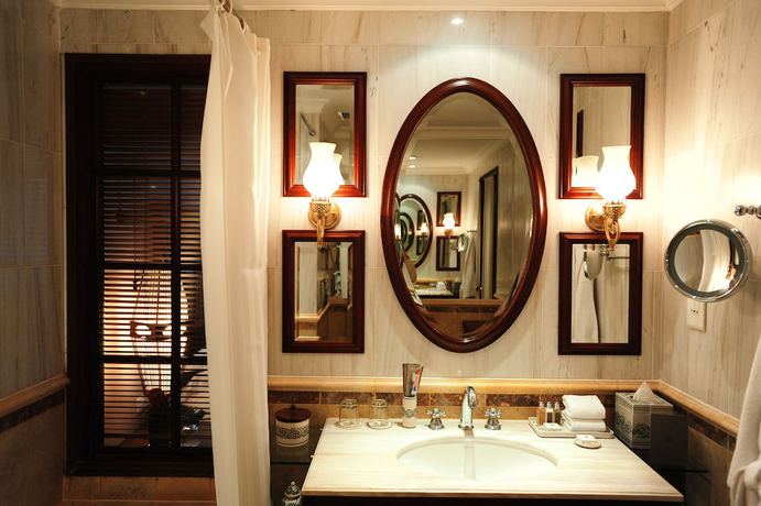 Imagen de la habitación del Hotel Sofitel Legend Metropole Hanoi. Foto 12