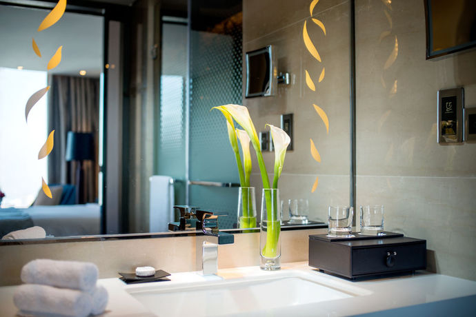 Imagen de la habitación del Hotel Sofitel Lianyungang Suning. Foto 12