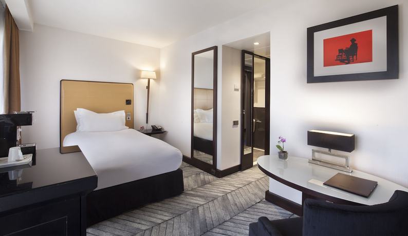 Imagen de la habitación del Hotel Sofitel Lisbon Liberdade. Foto 3