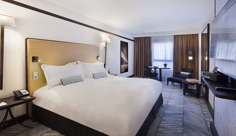 Imagen de la habitación del Hotel Sofitel Lisbon Liberdade. Foto 5