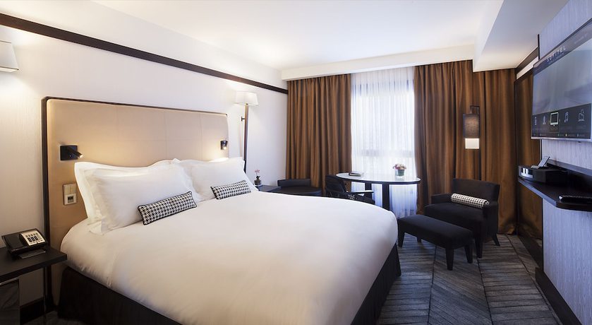 Imagen de la habitación del Hotel Sofitel Lisbon Liberdade. Foto 11