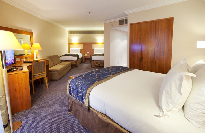 Imagen de la habitación del Hotel Sofitel London Gatwick. Foto 5