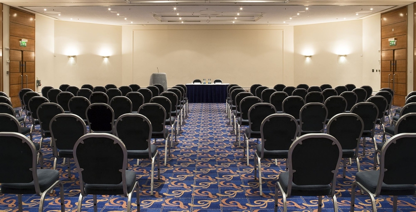 Imagen de los interiores del Hotel Sofitel London Gatwick. Foto 13