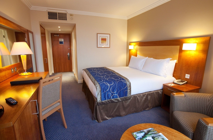 Imagen de la habitación del Hotel Sofitel London Gatwick. Foto 7