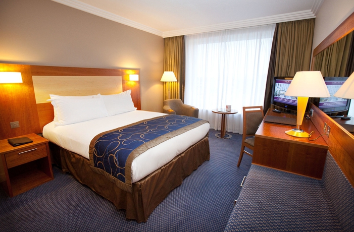 Imagen de la habitación del Hotel Sofitel London Gatwick. Foto 8