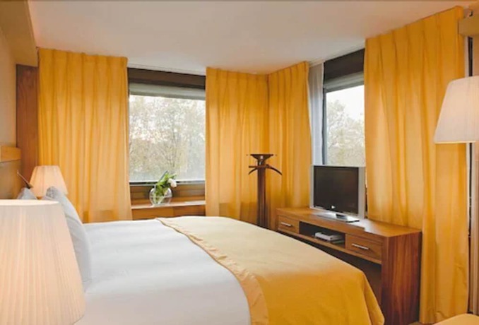 Imagen de la habitación del Hotel Sofitel Lyon Bellecour. Foto 11