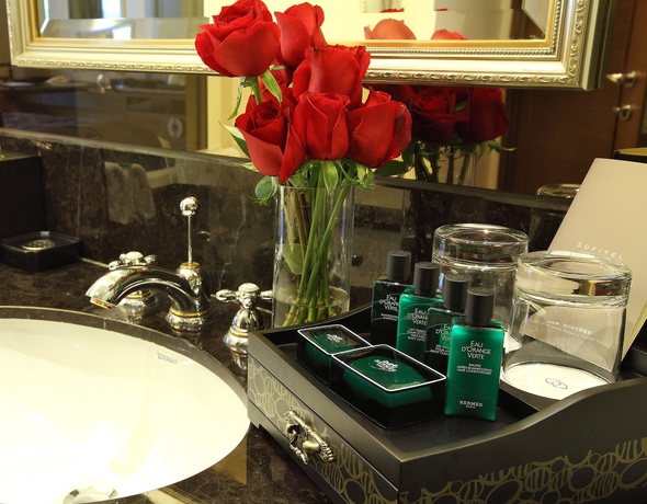 Imagen de la habitación del Hotel Sofitel Macau At Ponte 16. Foto 3