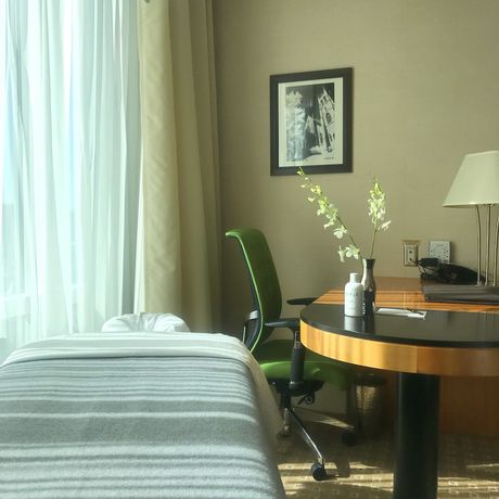 Imagen de la habitación del Hotel Sofitel Montreal Golden Mile. Foto 5