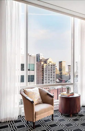 Imagen de la habitación del Hotel Sofitel Montreal Golden Mile. Foto 9