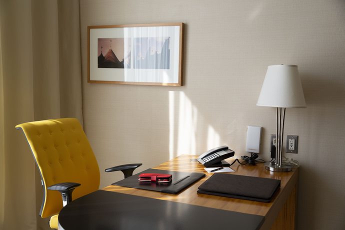 Imagen de la habitación del Hotel Sofitel Montreal Golden Mile. Foto 12