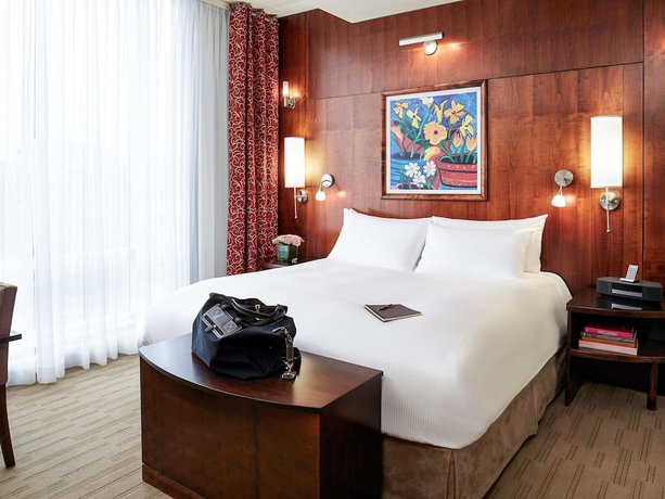 Imagen de la habitación del Hotel Sofitel Montreal Golden Mile. Foto 13