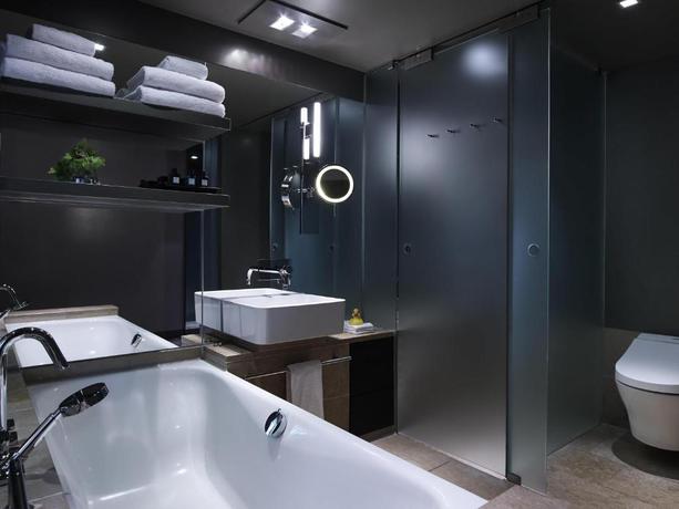 Imagen de la habitación del Hotel Sofitel Munich Bayerpost. Foto 12