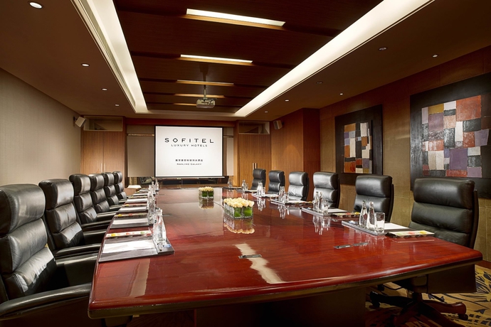 Imagen de los interiores del Hotel Sofitel Nanjing Galaxy Suning. Foto 12
