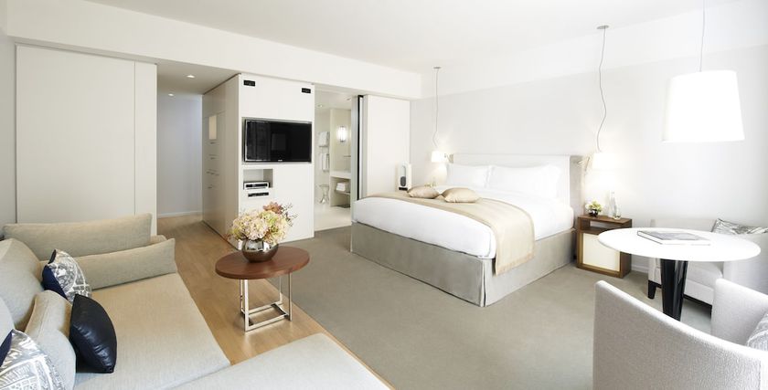 Imagen de la habitación del Hotel Sofitel Paris Arc de Triomphe. Foto 2