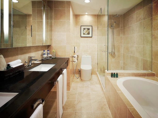 Imagen de la habitación del Hotel Sofitel Philippine Plaza Manila. Foto 2