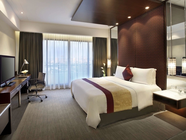 Imagen de la habitación del Hotel Sofitel Philippine Plaza Manila. Foto 4