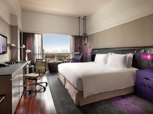 Imagen de la habitación del Hotel Sofitel Saigon Plaza. Foto 2