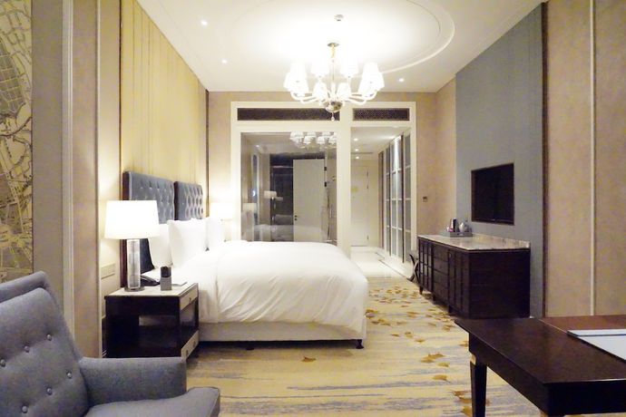 Imagen de la habitación del Hotel Sofitel Shanghai Hongqiao. Foto 9