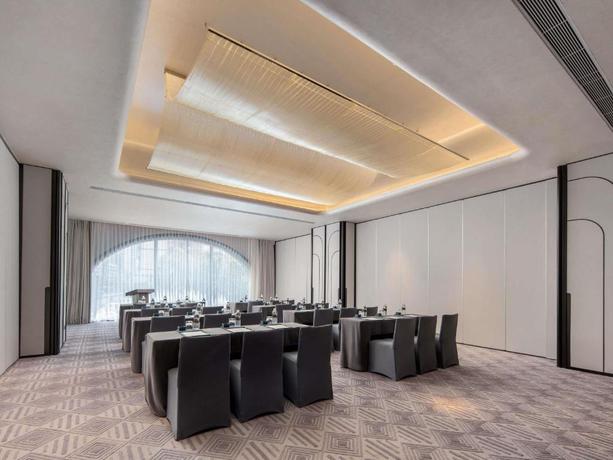 Imagen de los interiores del Hotel Sofitel Shanghai North Bund. Foto 14