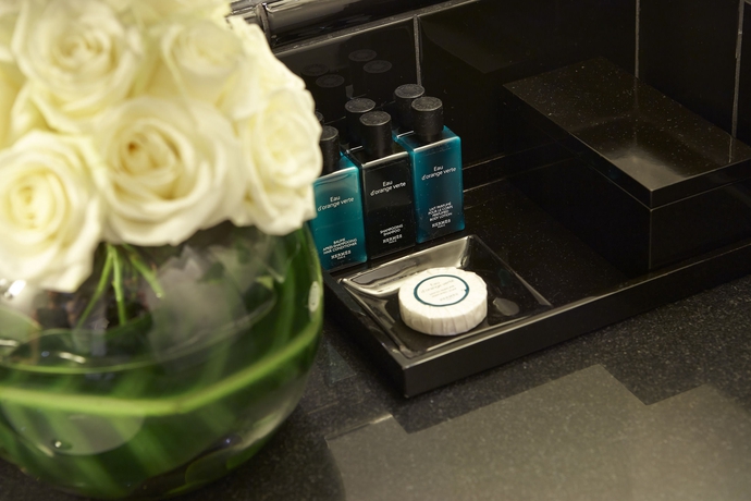 Imagen de la habitación del Hotel Sofitel St James London. Foto 14