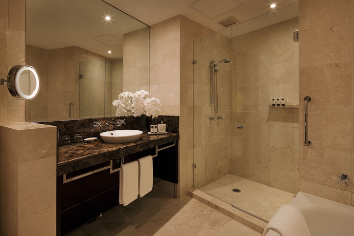 Imagen de la habitación del Hotel Sofitel Sydney Wentworth. Foto 5