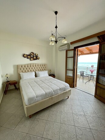 Imagen de la habitación del Hotel Sofotel. Foto 20