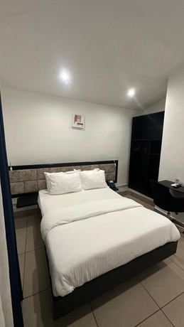 Imagen de la habitación del Hotel SoftDouala. Foto 10