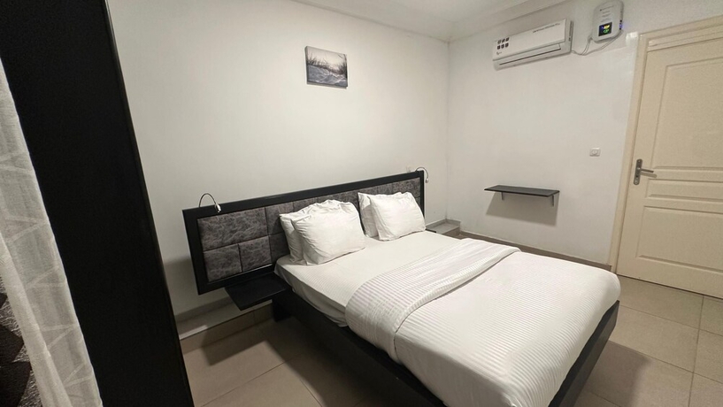 Imagen de la habitación del Hotel SoftDouala. Foto 11