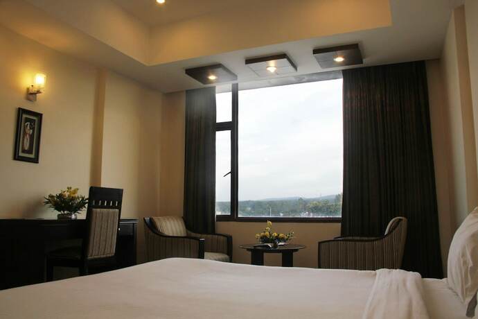 Imagen general del Hotel Softel Plaza. Foto 10