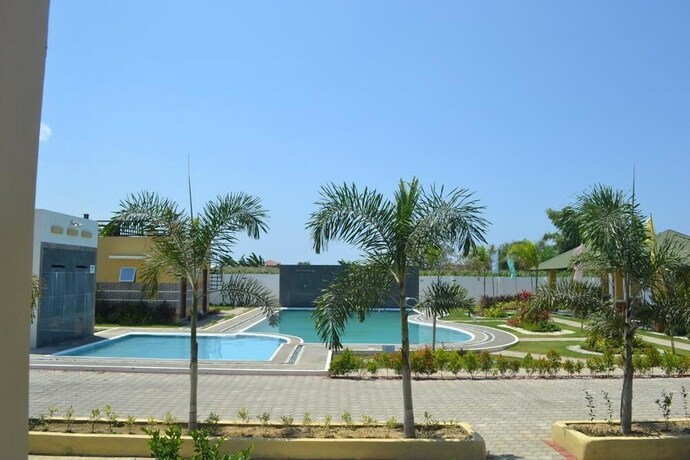 Imagen de la piscina del Hotel Softwind Villa. Foto 34
