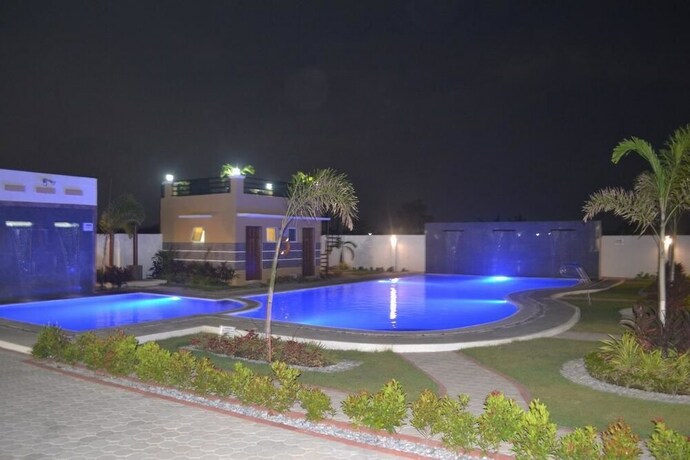 Imagen de la piscina del Hotel Softwind Villa. Foto 35