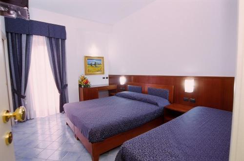 Imagen de la habitación del Hotel Sogaris, Paestum. Foto 8