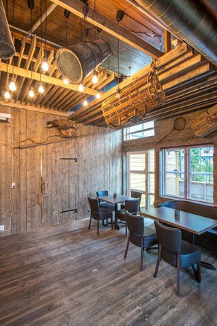 Imagen del bar/restaurante del Hotel Sognefjord, Leirvik. Foto 6