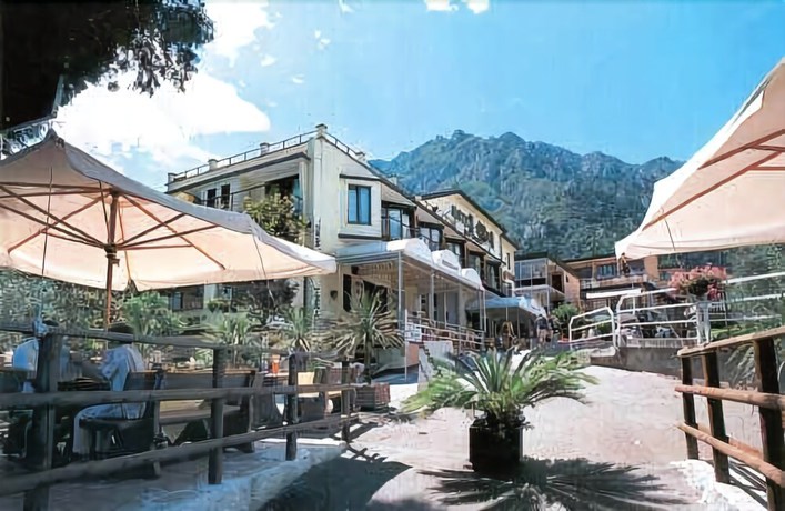 Imagen de los exteriores del Hotel Sogno del Benaco. Foto 8