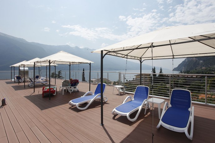 Imagen de los exteriores del Hotel Sogno del Benaco. Foto 15