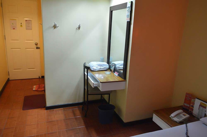 Imagen de la habitación del Hotel Sogo Recto. Foto 3