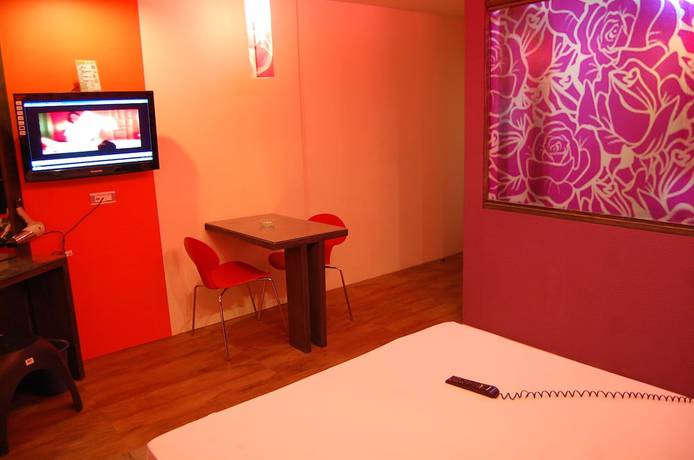 Imagen de la habitación del Hotel Sogo Tarlac. Foto 6