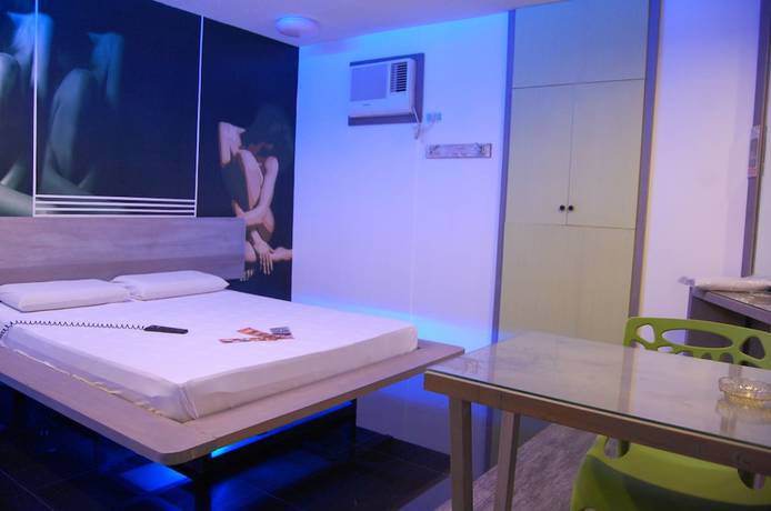 Imagen de la habitación del Hotel Sogo Tarlac. Foto 10