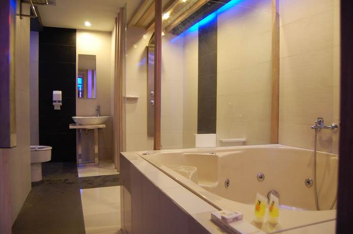 Imagen de la habitación del Hotel Sogo Tarlac. Foto 17