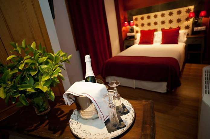 Imagen de la habitación del Hotel Soho Boutique Atalia. Foto 7