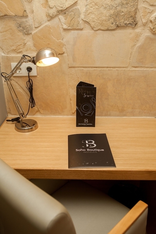 Imagen de la habitación del Hotel Soho Boutique Capuchinos and Spa. Foto 8