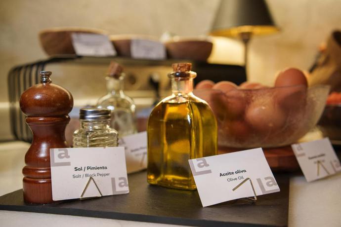 Imagen del bar/restaurante del Hotel Soho Boutique La Harinera. Foto 1