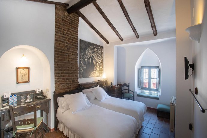 Imagen de la habitación del Hotel Soho Boutique Palacio San Gabriel. Foto 7