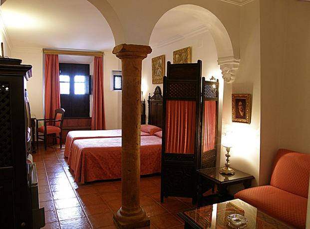 Imagen de la habitación del Hotel Soho Boutique Palacio San Gabriel. Foto 18