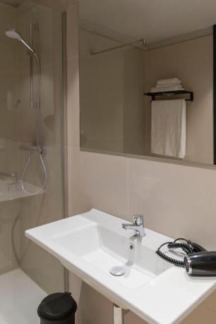 Imagen de la habitación del Hotel Soho Boutique Palacio de Pombo. Foto 7