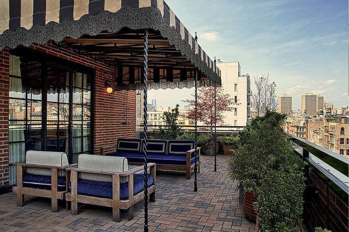 Imagen de la habitación del Hotel Soho Grand. Foto 16