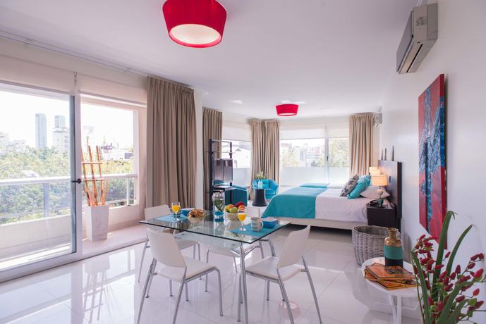 Imagen de la habitación del Hotel Soho Luxury Suites. Foto 2